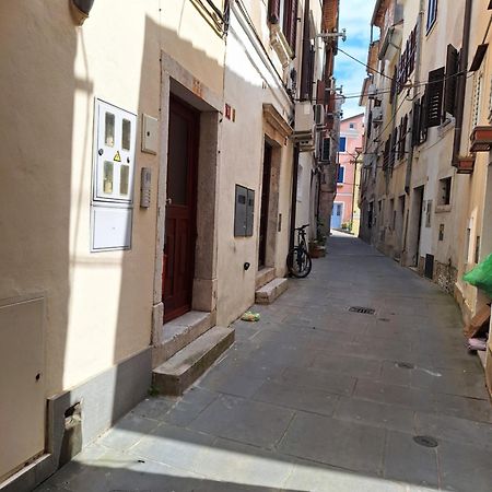 Apartma Mery Piran Buitenkant foto