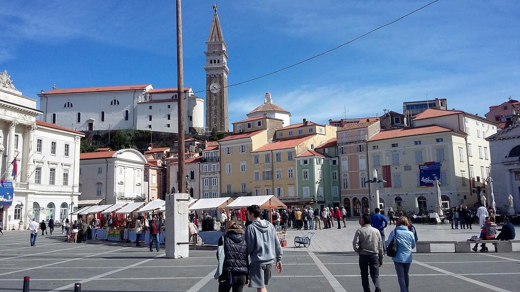 Apartma Mery Piran Buitenkant foto