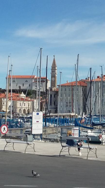 Apartma Mery Piran Buitenkant foto