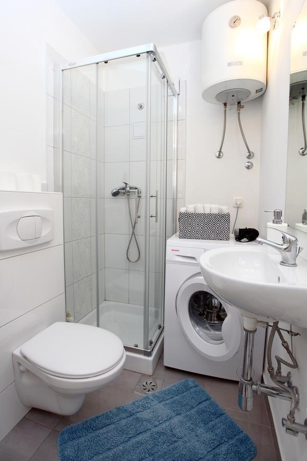 Apartma Mery Piran Buitenkant foto