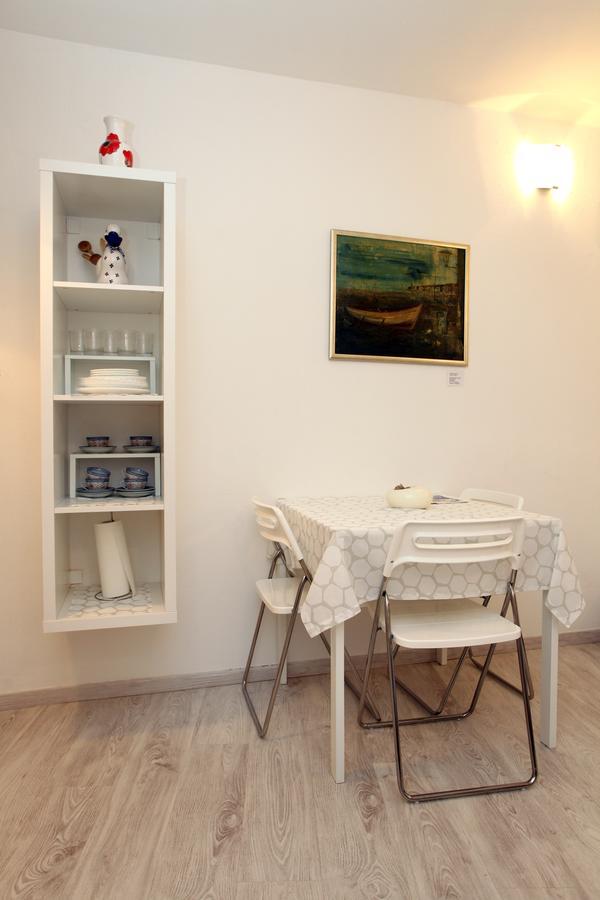 Apartma Mery Piran Buitenkant foto
