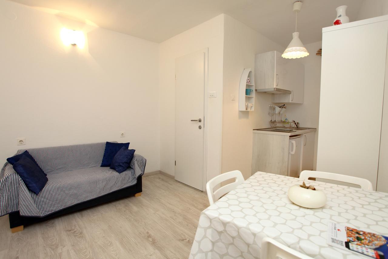 Apartma Mery Piran Buitenkant foto